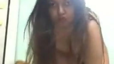 Desi girl nude dance video