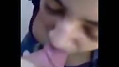 Desi owners Pyari beti fucked by paperboy on Public Road