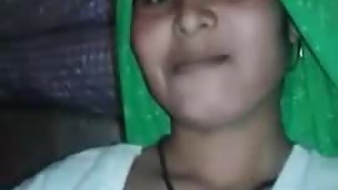 desi typical mom showing pussy to her husband