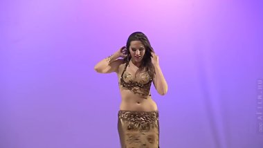 Amazing Big Ass Belly Dancer Shaking Her Hot Wet Body )