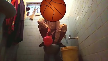 teen farting and pissing in public toilet