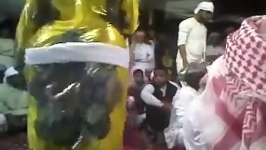 Arab Big Ass - Round Butt - Bend Over Booty