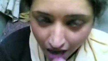 Desi Kashmiri college girl fucked real