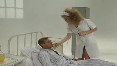 LE DESIR DANS LA PEAU scena