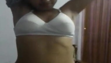 desi girl puffy nipple & BJ