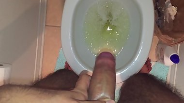 desi uncut cock pissing
