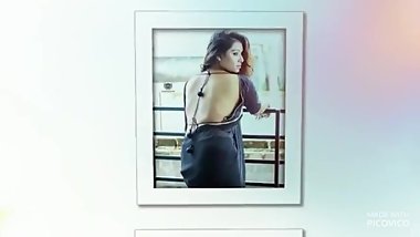 INDIAN DESI FEMALES SEXY VIDEO IN SAREE
