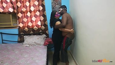 Indian MILF Shanaya Bhabhi is swallowing a stiff cock taking cum inside