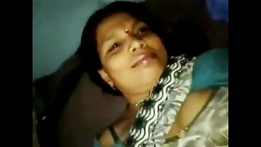 desi marathi aunty frucking in saree (hindi talk)