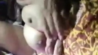 desi bhabhi boobs squeezed by hubby