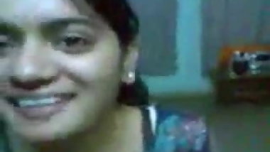 Desi girl having sex