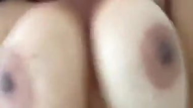 Desi Sweet jigling boobs