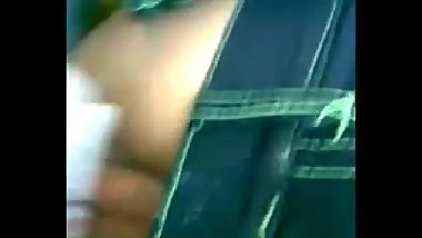 desi indian girl in jeans fucking on chair