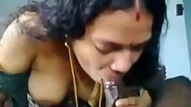 Desi Indian Aunty Blowjob