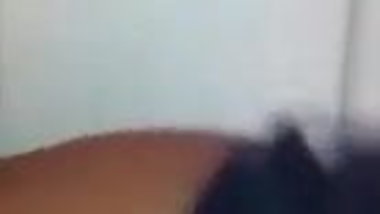 Desi Chick Blowjob In Shower