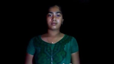 Sexy Bangladeshi College Girl Shower Nude Selfie