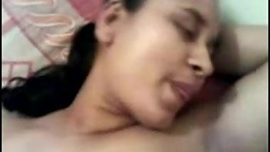 Desi couple fuck on bed