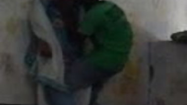 Desi College Girl Nipples Suck !