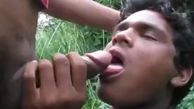 Desi guy sucking cock in public