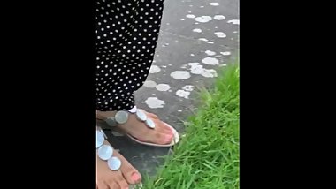 indian feet in salwar