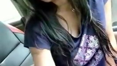 Desi girl blowjob inside  car