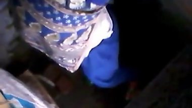 Desi girl bathing spy 1