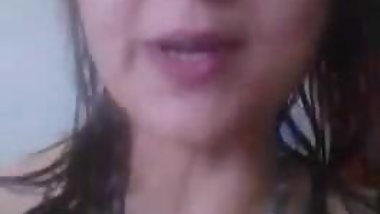 Desi BHABHI VERY HUGE BIG BOOBS MILK TANKERS