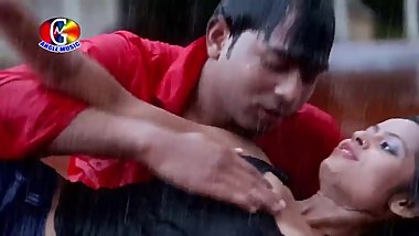 Hot bhojpuri song 56 - Boobs grabbed & pressed many times in wet rain song