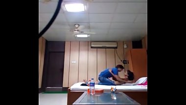 Desi Lovers Bunked Colg & Enjoying