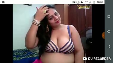 Indian boobs