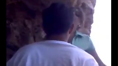 Cute Girlfriend Fucked Outdoor
