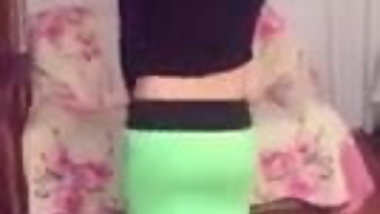 Non Nude Indian Desi Teen Girl Belly Dance Shaking Ass