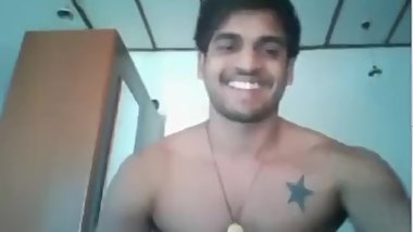 Desi Hunk - Webcam Dickflash