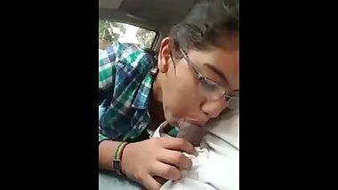 Desi Indian Girl Suck Cock in Car Porn Video