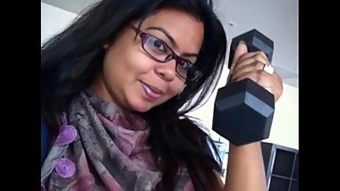 Bangladeshi Middle Age Lady Photos Transaction
