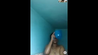 Nisha bathroom bath and chat