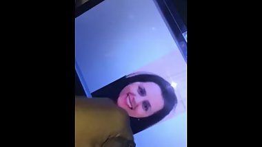 Cum tribute
