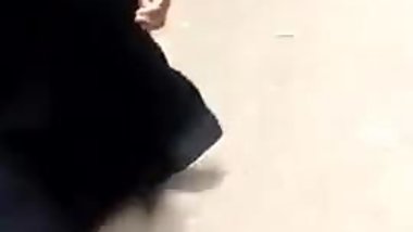 desi in burqa 2.mp4