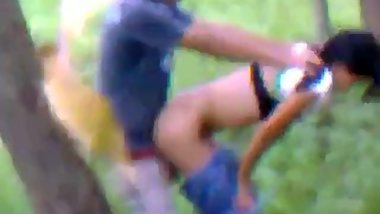 Indian Couple Having Sex in Open During HoneyMoon