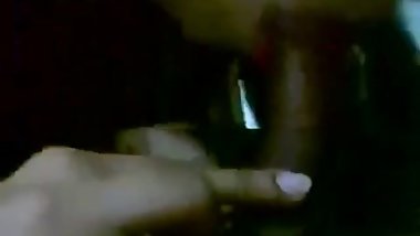 Indian GF Kerala gets to suck some cock