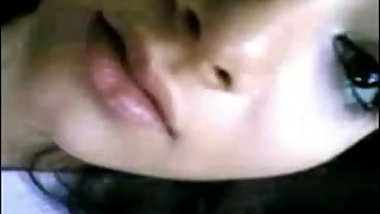 Beautiful Desi Girl Fucking in the Car