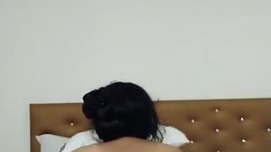 Desi Fat Ass Bhabhi riding of Boyfriend cock in hotel