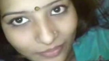 bangladesi girl showing boobs by BF