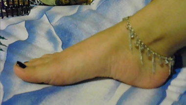 Pakistani desi feets .