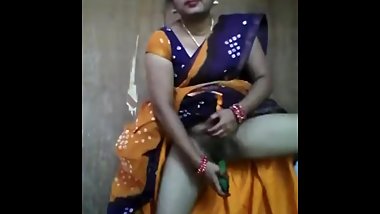 hot indian aunty masterbating