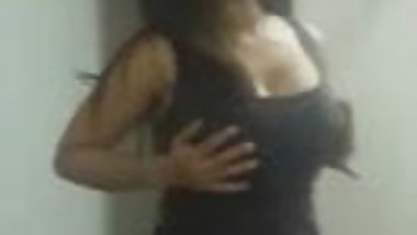 Desi Girl Seductive Striptease Shaking Ass (no nudity)