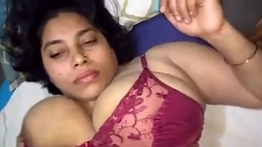 *FAVOURITE* - AUNTY DOESNT LOOK PLEASED