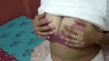 Bhabhi enjoying wid Devar with hindi