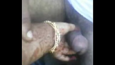 Meri saharanpur ki girlfriend me shadi ke baad bhi mujhse hi chudai karai