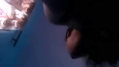 Desi randi babe Garima Fucking when alone at home